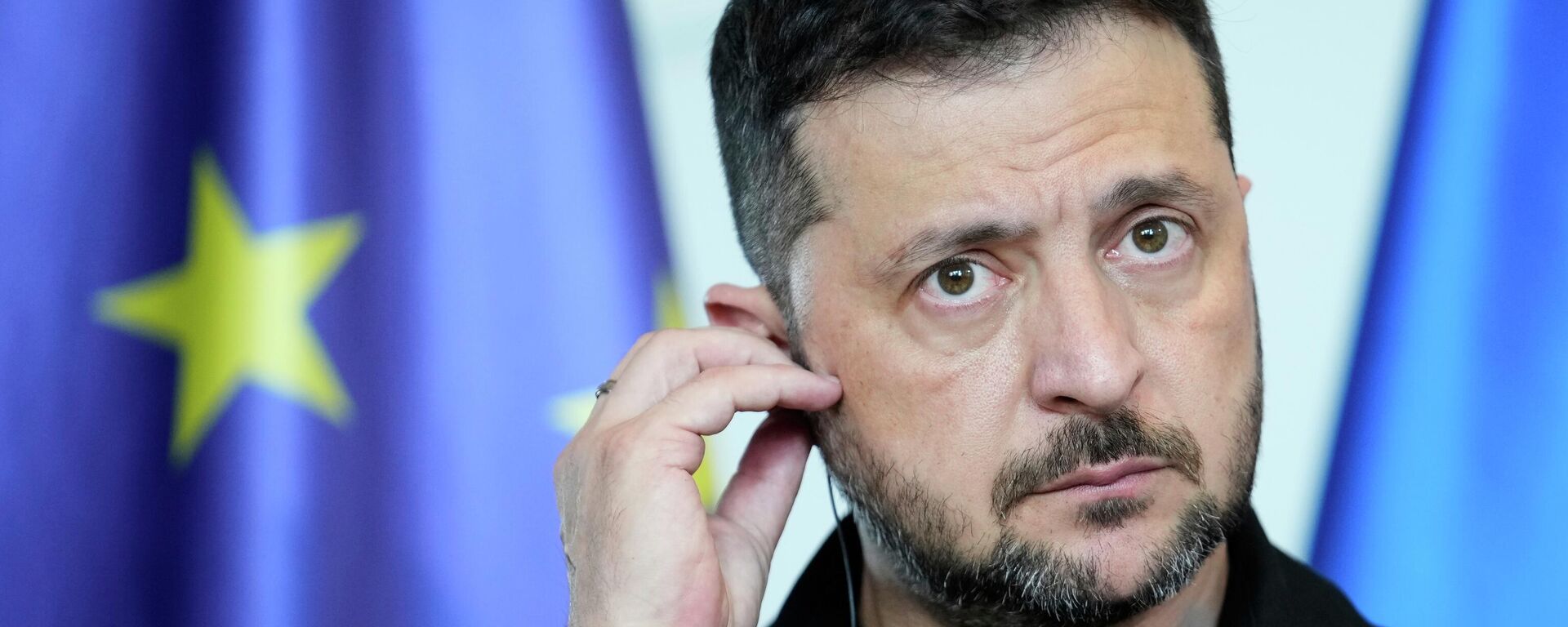 Президент Украины Владимир Зеленский - Sputnik Кыргызстан, 1920, 04.09.2025