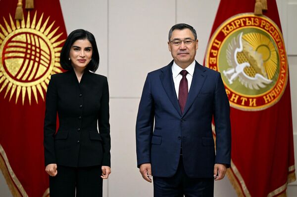 Подчеркивая высокий уровень межгосударственных отношений, основанных на взаимном уважении и добрососедстве, Мирзиёева отметила важную роль лидеров двух стран в этом процессе - Sputnik Кыргызстан