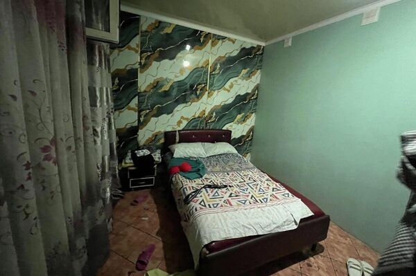 Интимные услуги в гостевом доме &quot;Восток&quot; на улице Осмонкула оказывали в течение пяти лет - Sputnik Кыргызстан