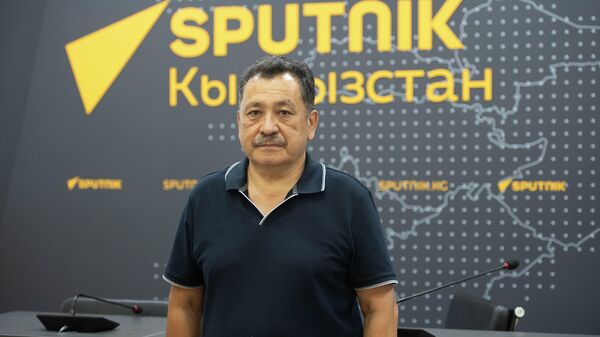 Куралдуу күчтөрдүн жана Баткен коогалыңынын ардагери, запастагы полковник Маратбек Шайымкулов - Sputnik Кыргызстан