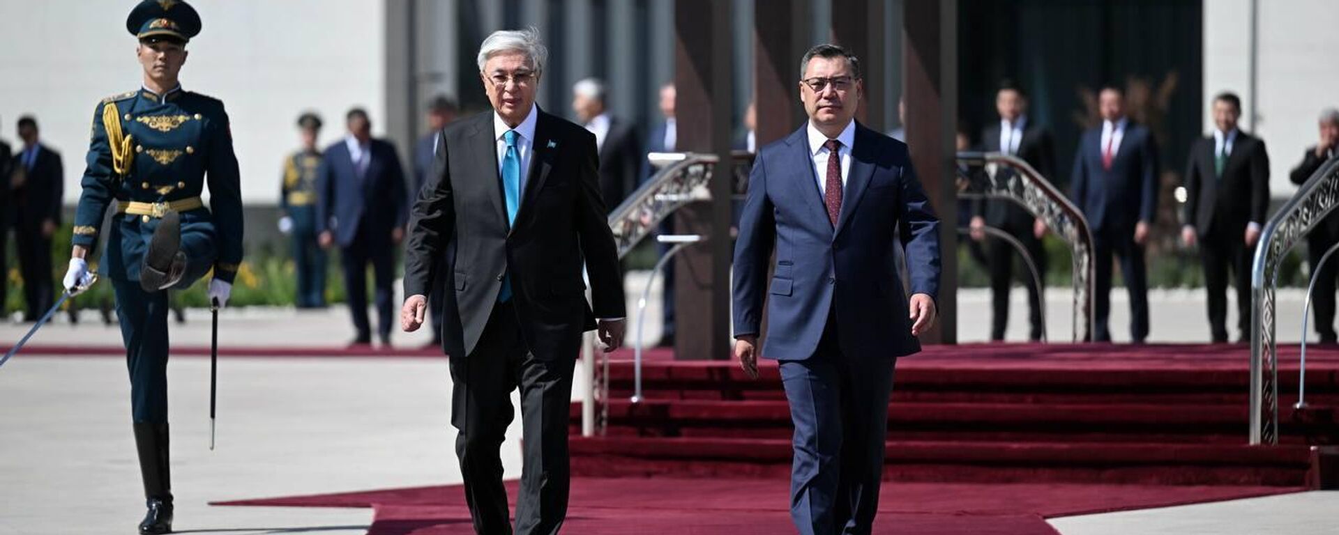 Жапаров Токаев менен расмий жолугушту - Sputnik Кыргызстан, 1920, 22.08.2025