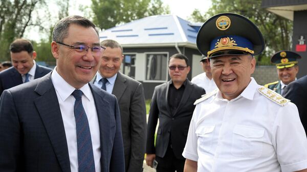 Садыр Жапаров менен Камчыбек Ташиев. Архив - Sputnik Кыргызстан