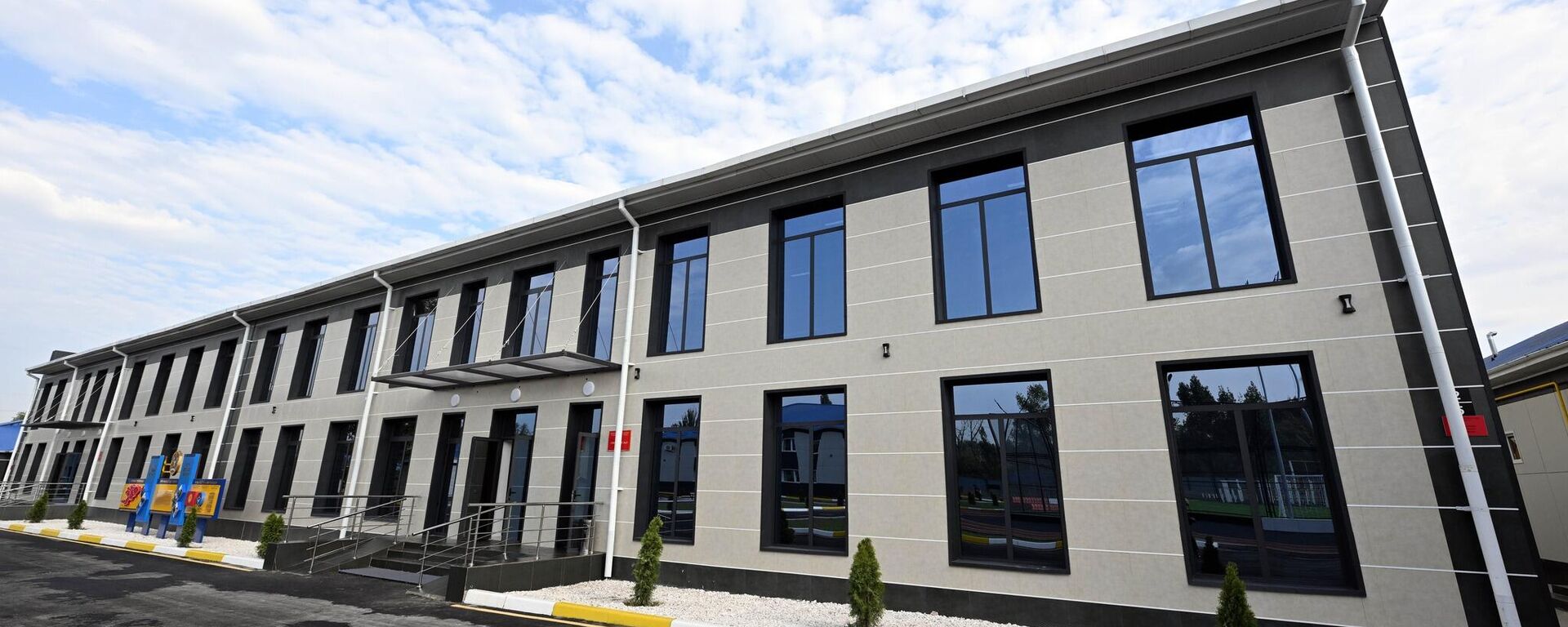 Открытие нового здания воинской части №7702 в Бишкеке - Sputnik Кыргызстан, 1920, 23.08.2025