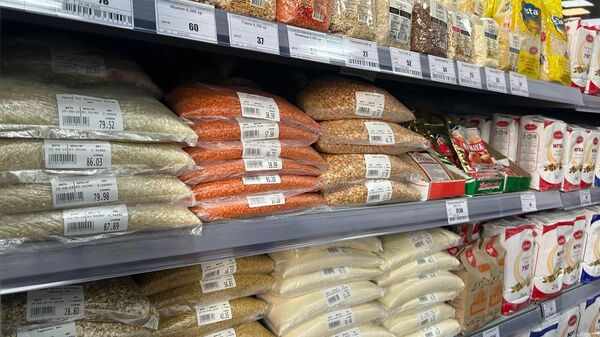 Азык-түлүк дүкөнү. Архив - Sputnik Кыргызстан