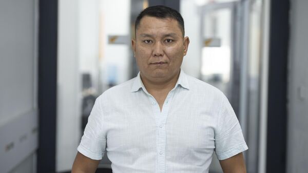 Бишкек мэриясынын Шаардык чарба департаментинин башкы адиси Туратбек Жантаев - Sputnik Кыргызстан