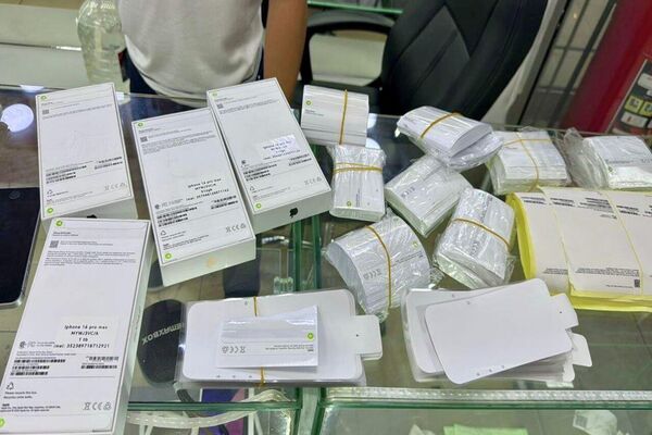 Таким образом, гаджеты продавали как нераспечатанные, отметили в госкомитете - Sputnik Кыргызстан