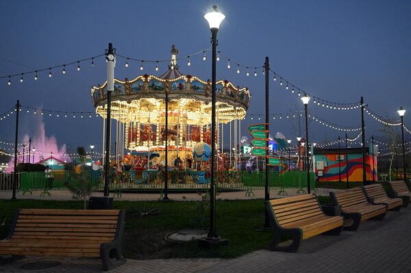 Финансирование строительства и оснащения парка осуществлено фондом &quot;Евразия&quot; за счет меценатских средств - Sputnik Кыргызстан