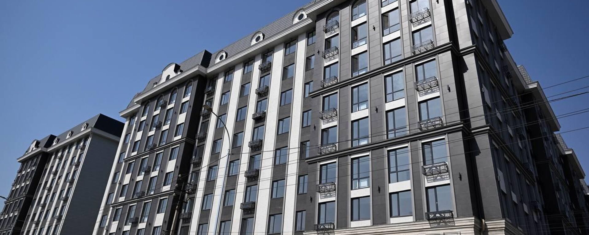 Открытие жилого комплекса Асман Резиденс-2 в Джалал-Абаде - Sputnik Кыргызстан, 1920, 07.09.2025