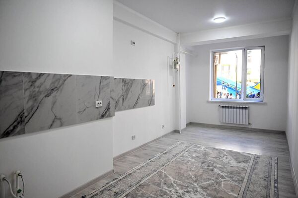 Өлкө башчы бул саамалык өлкө эгемендигинин 34 жылдыгы менен дал келип жатканы өзгөчө эстен кеткис учур болуп каларын белгилеген - Sputnik Кыргызстан