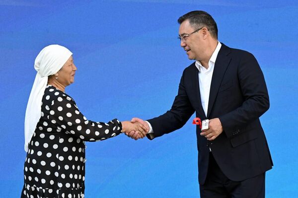 Менин үйүм&quot; турак жай программасынын алкагында жалпы республика боюнча 70 миңден ашуун, анын ичинде Жалал-Абад облусунда 13 миңден ашык батир курулууда - Sputnik Кыргызстан