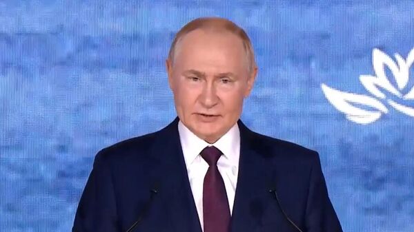 Путиндин Чыгыш экономикалык форумда сүйлөгөнү. Түз эфир - Sputnik Кыргызстан