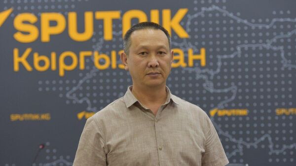 Сот аткаруучулар кызматынын директорунун орун басары Кубанычбек Капалов - Sputnik Кыргызстан