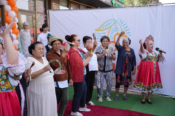 Дүкөн Асанбай кичи району, 8/3 дарегинде жайгашкан - Sputnik Кыргызстан