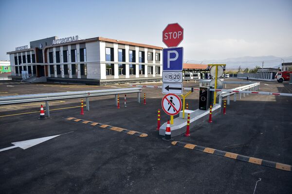 В апреле этого года объект передали на баланс мэрии города, затем началась его реконструкция - Sputnik Кыргызстан