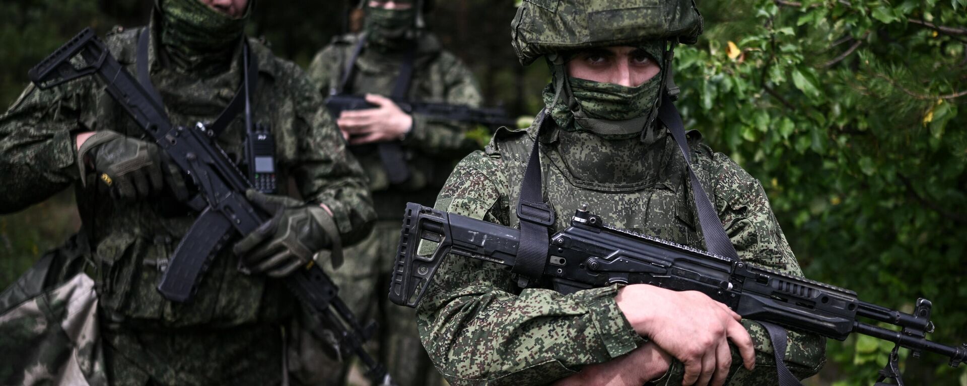 Боевое слаживание военнослужащих армии РФ в зоне СВО - Sputnik Кыргызстан, 1920, 08.09.2025