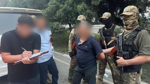 Задержание чиновников по подозрению во взяточничестве в Оше - Sputnik Кыргызстан