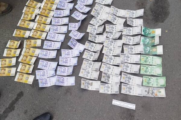 В Оше по подозрению в получении взяток задержаны заместитель директора и главный инженер муниципального управления водного хозяйства - Sputnik Кыргызстан