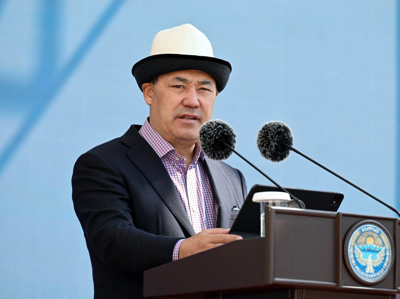 Смотреть ресейлік секс видео Қатты қаншықтармен порно