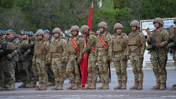 Балыкчыда ЖККУнун “Рубеж — 2025” командалык-штабдык машыгуулары башталды - Sputnik Кыргызстан