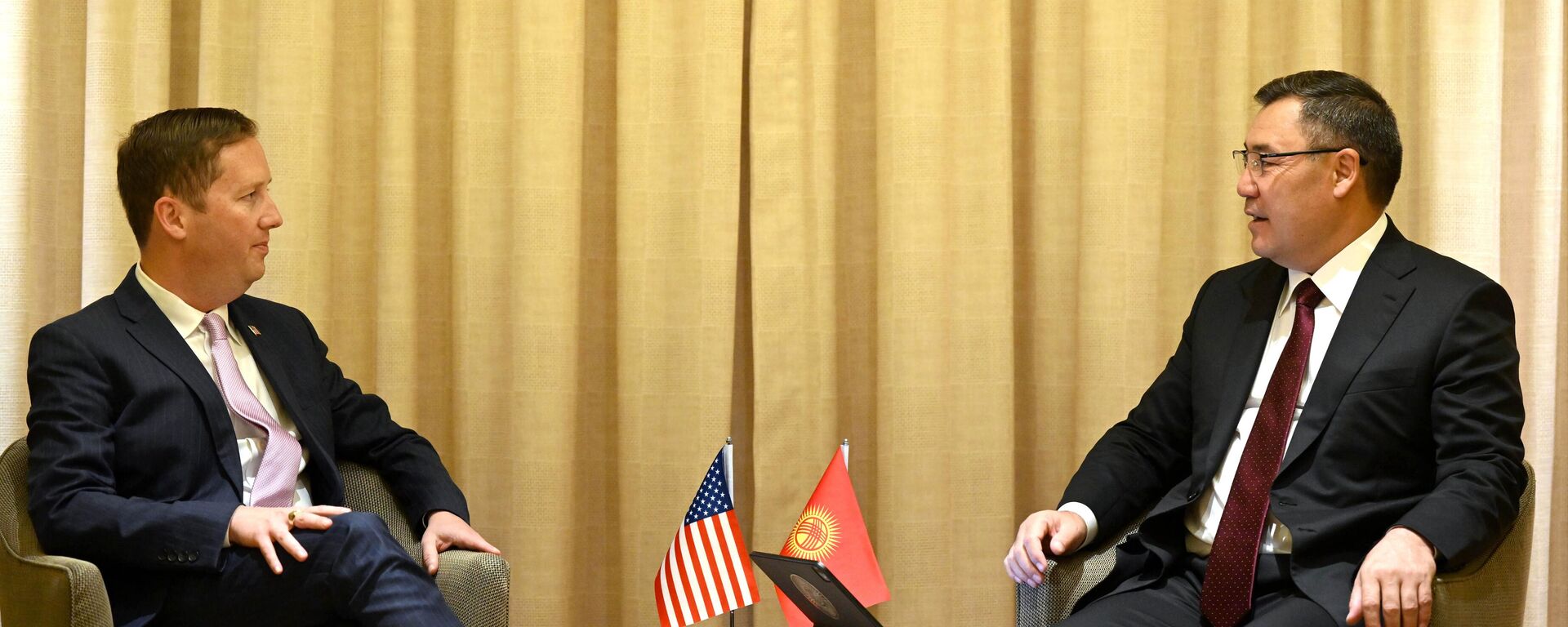 Рабочий визит президента Садыра Жапарова в Нью-Йорк - Sputnik Кыргызстан, 1920, 23.09.2025