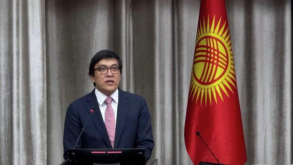 Заместитель главы кабинета министров Эдиль Байсалов - Sputnik Кыргызстан