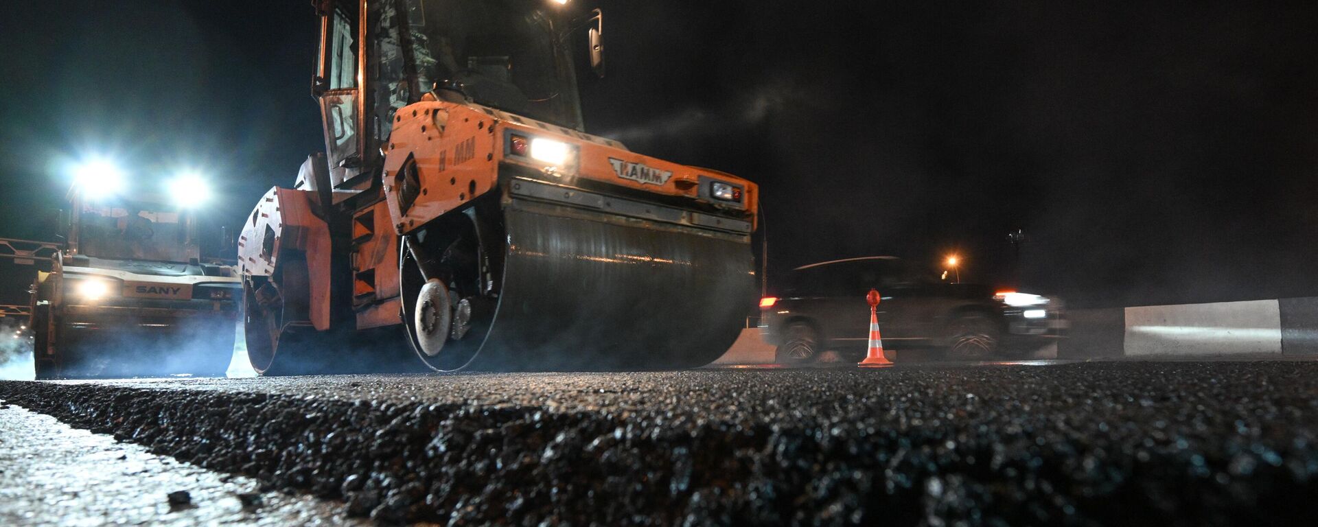 Көчөгө асфальт төшөө. Архив - Sputnik Кыргызстан, 1920, 24.09.2025