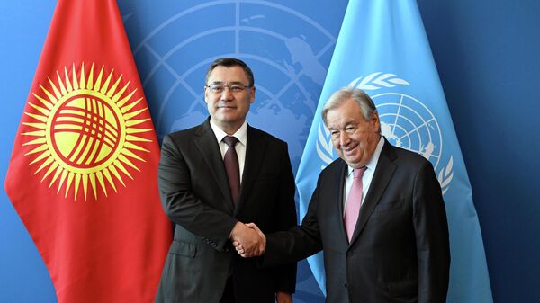 Президент Садыр Жапаров провел встречу с Генеральным секретарем ООН Антониу Гутерришем - Sputnik Кыргызстан