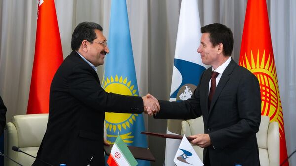 Заседание совместного комитета по реализации соглашения о свободной торговле между ЕАЭС и Ираном - Sputnik Кыргызстан