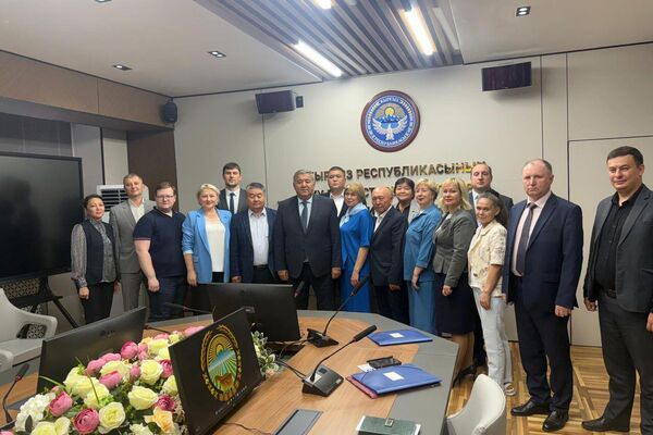 Мероприятие прошло в Минсельхозе в рамках Выставки евразийского образования. - Sputnik Кыргызстан