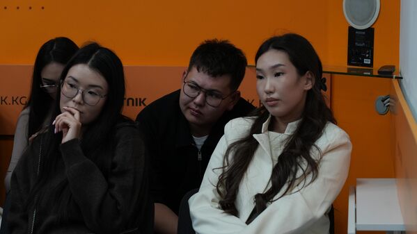 Мастер-класс организован в рамках просветительского проекта SputnikPro - Sputnik Кыргызстан