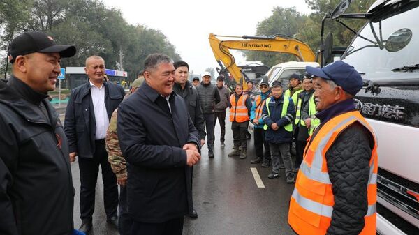 Вручение спец-техники городу Токмок - Sputnik Кыргызстан