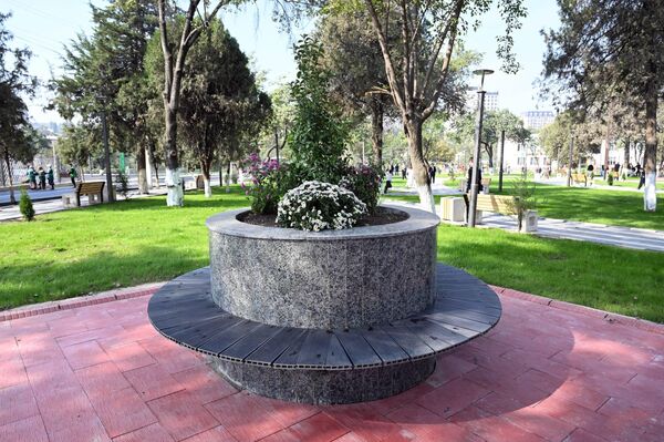 Барпы Алыкулов атындагы парктын ачылышы - Sputnik Кыргызстан