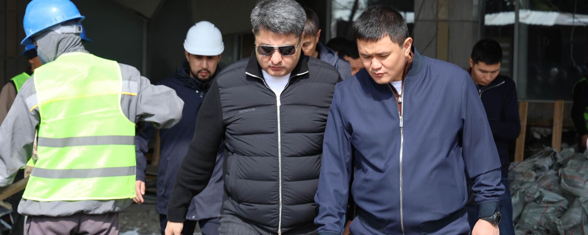 Манас аэропортунун жаңы аэробекетинде курулуш иштери жүрүп жатат - Sputnik Кыргызстан, 1920, 05.10.2025