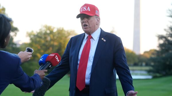 Президент США Дональд Трамп - Sputnik Кыргызстан