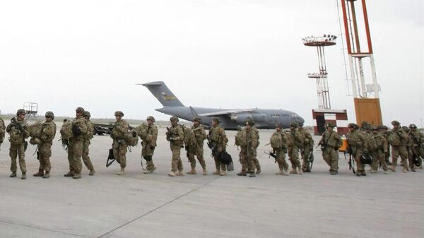 АКШнын Афганстандагы 20 жылдык жортуулунун соңун баяндаган кызыктуу видео - Sputnik Кыргызстан