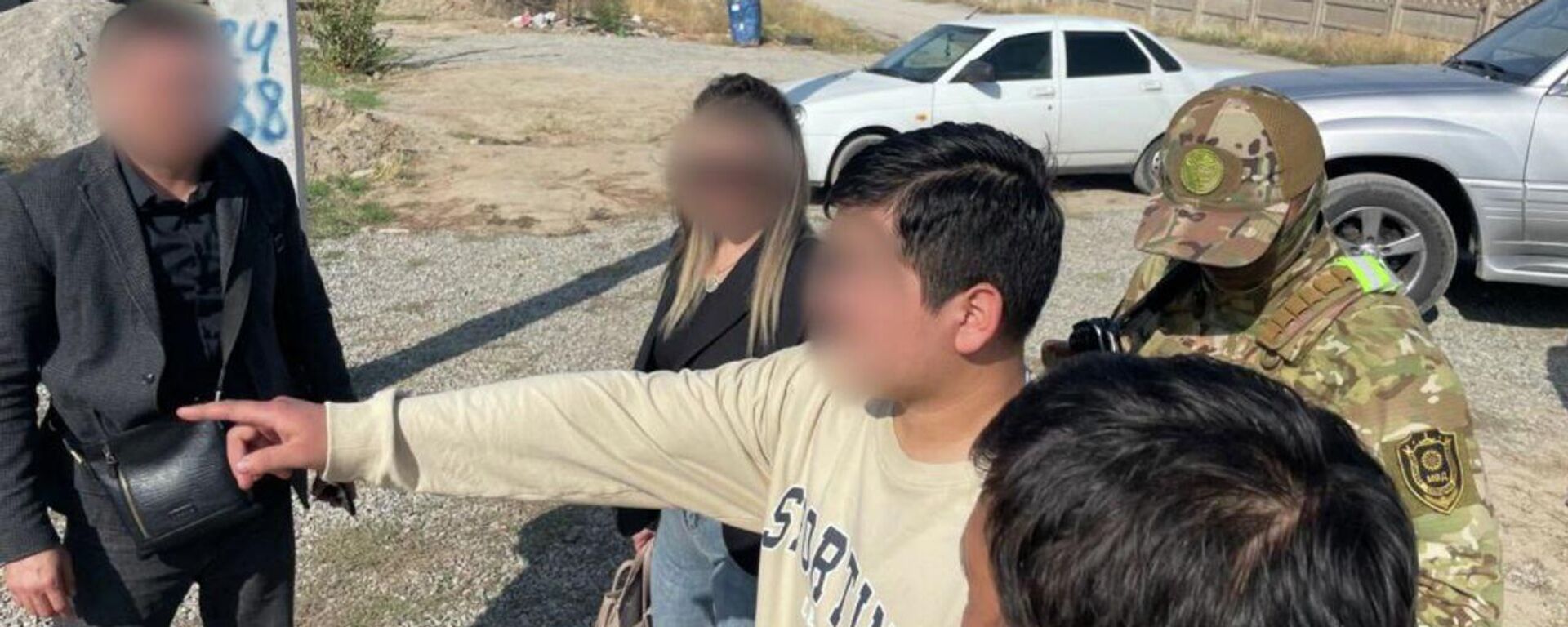 Задержание гражданина подозреваемого в двойном убийстве в ж/м Ак-Ордо - Sputnik Кыргызстан, 1920, 08.10.2025