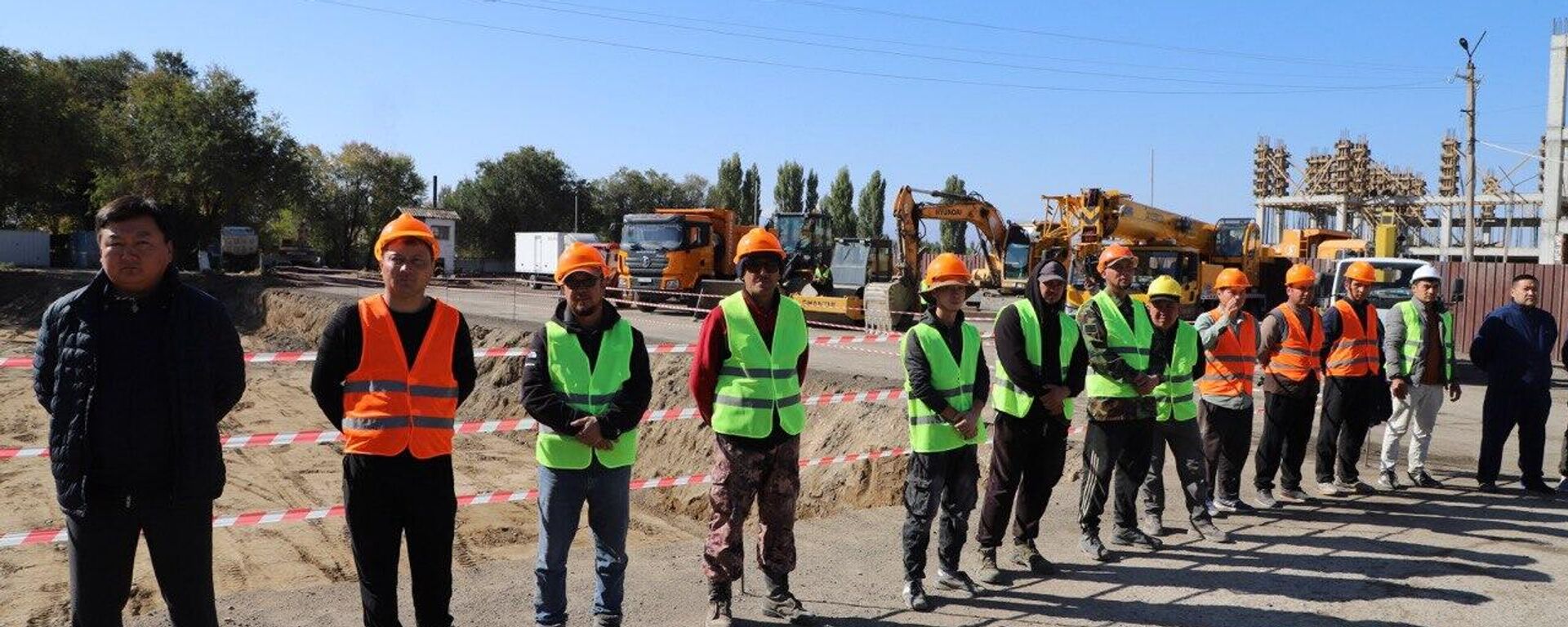 Талас шаарында ипотекага берүү үчүн 405 батирлүү 9 кабат үйлөр курула баштады - Sputnik Кыргызстан, 1920, 08.10.2025