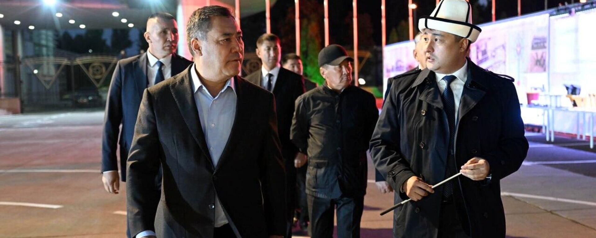 Садыр Жапаров Манас эл аралык аэропортуна барды - Sputnik Кыргызстан, 1920, 09.10.2025