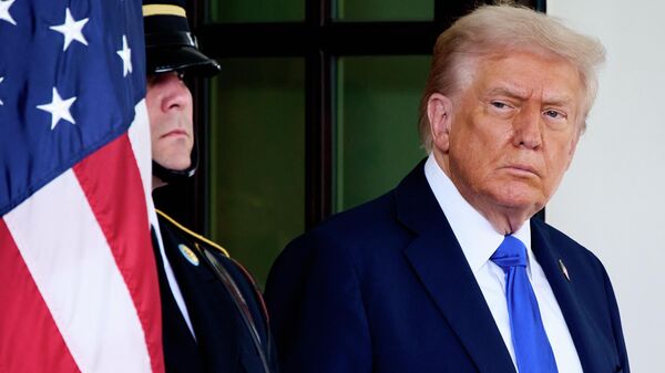 Президент США Дональд Трамп - Sputnik Кыргызстан