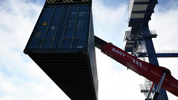 Контейнерная площадка на территории транспортно-логистического центра. Архивное фото - Sputnik Кыргызстан