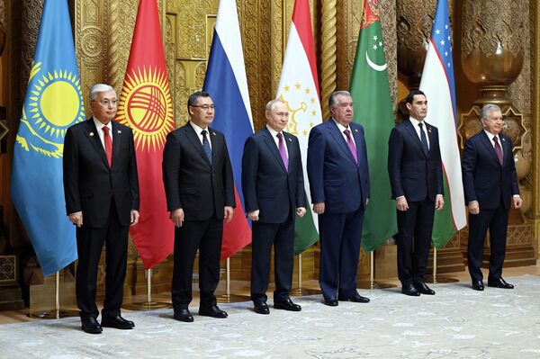 &quot;Борбор Азия — Россия&quot; саммити - Sputnik Кыргызстан