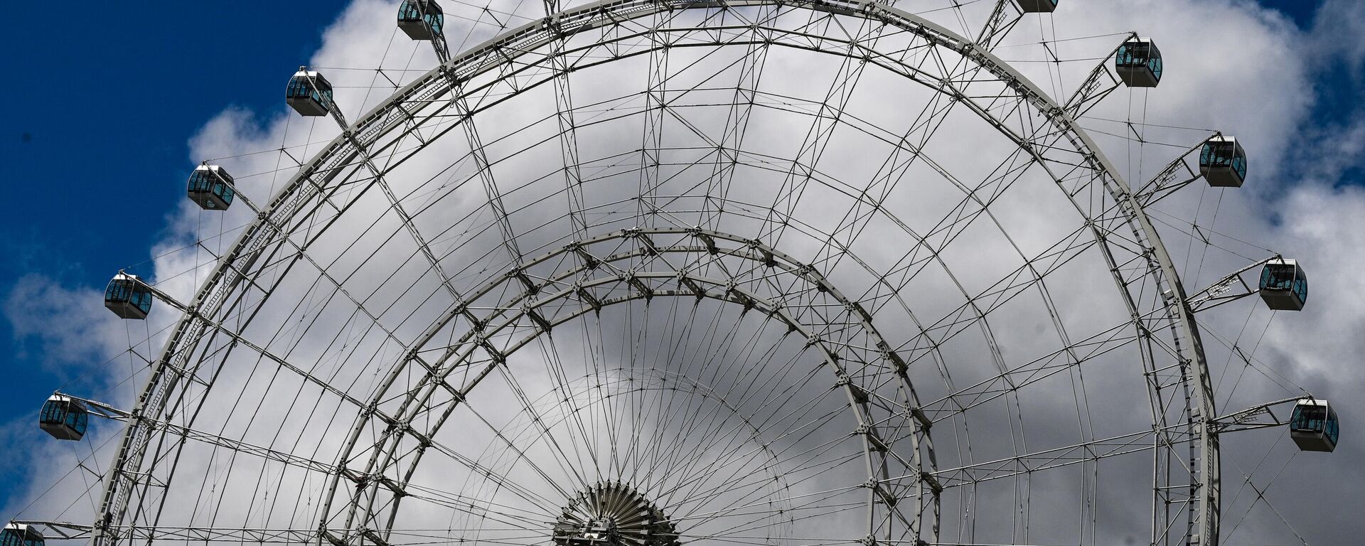 Аттракцион. Архив - Sputnik Кыргызстан, 1920, 13.10.2025