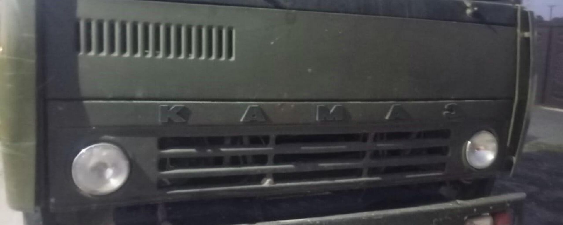 Кара-Балтада КамАЗ сүзгөн эки окуучу бала каза болуп калды - Sputnik Кыргызстан, 1920, 14.10.2025