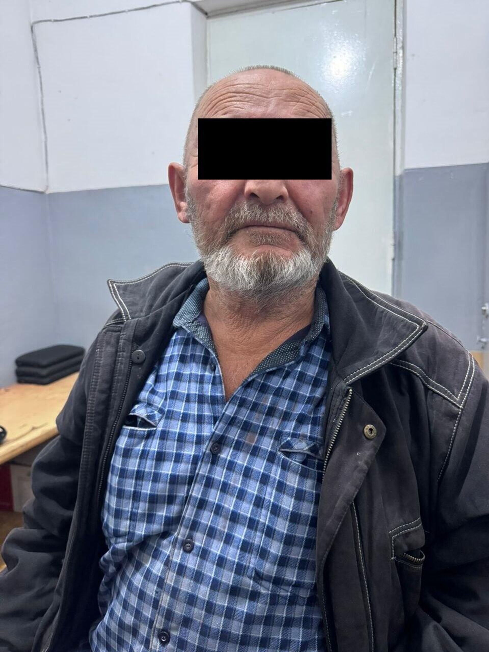 Задержание водителя КамАЗа насмерть сбившего двоих детей в Кара-Балте - Sputnik Кыргызстан, 1920, 14.10.2025