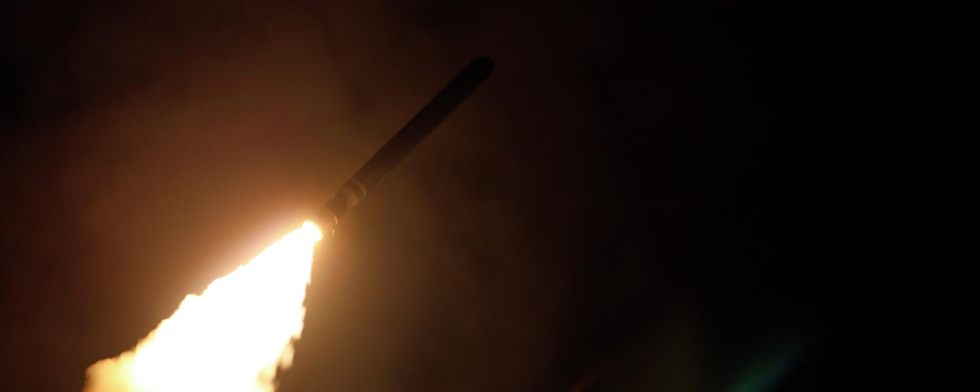 Ыраакка атылуучу Томагавк ракетасы. Архив - Sputnik Кыргызстан, 1920, 14.10.2025