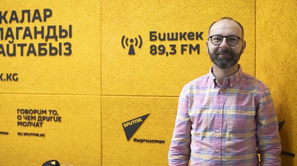 Музыкант Гарри Еприкян - Sputnik Кыргызстан