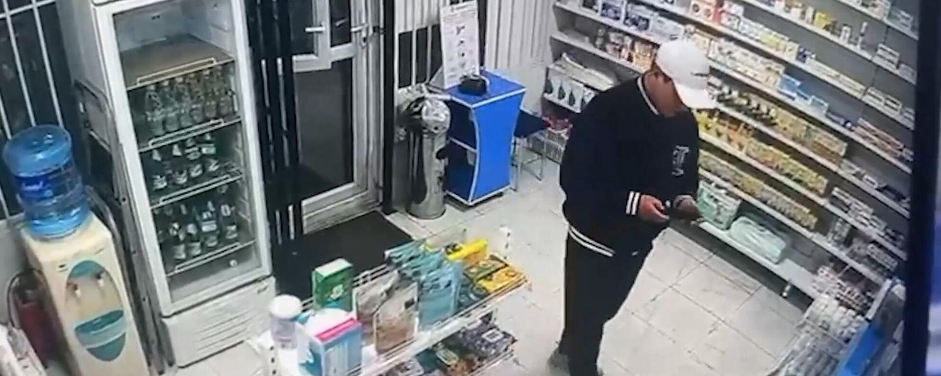 Подозреваемый в двойной убийстве в жилмассиве Ак-Ордо в Бишкеке - Sputnik Кыргызстан, 1920, 14.10.2025