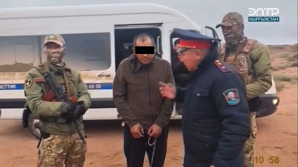 Следственные действия с Кумарбеком Абдыровым - Sputnik Кыргызстан