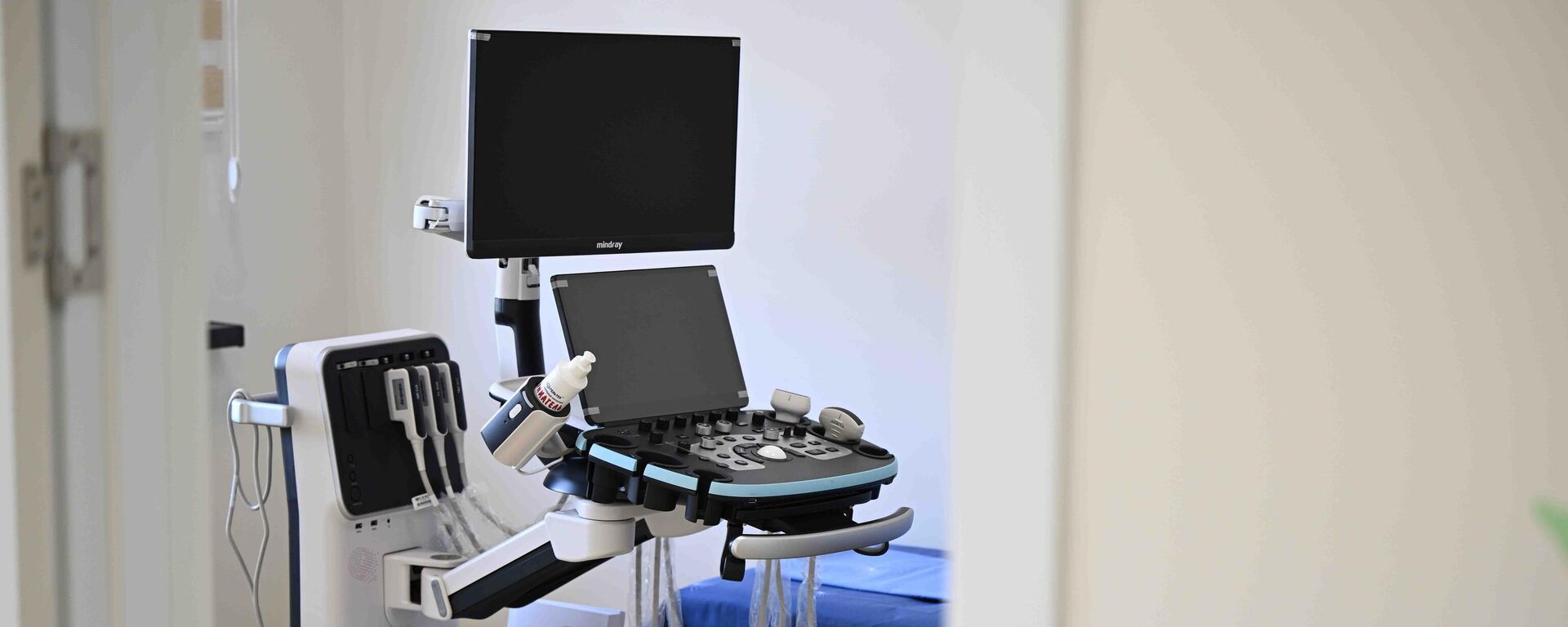 Медицинское оборудование в одной из больниц Бишкека. Архивное фото - Sputnik Кыргызстан, 1920, 04.12.2025