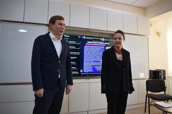 Поэтический вечер, посвященный 130-летию Есенина - Sputnik Кыргызстан